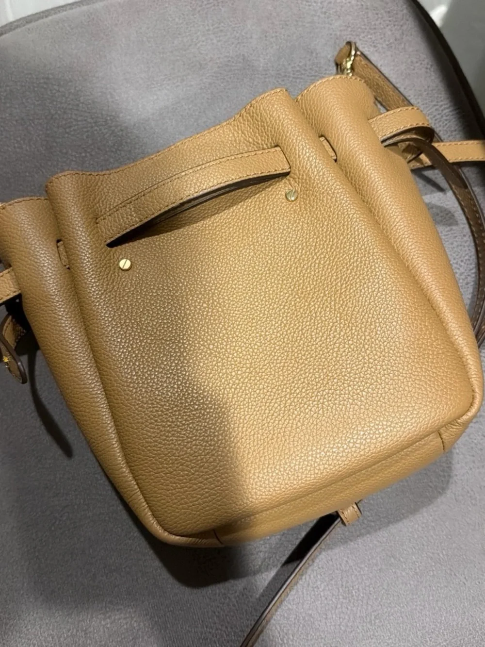 Tory Burch Tan Leather Bucket Romy Crossbody Bag Tiramisu